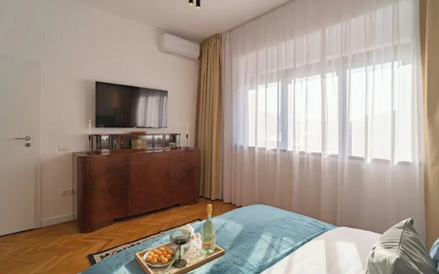Vibrant & Spacious 3BR Condos on Amzei