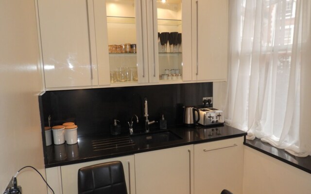 The Knightsbridge Park Tower Apt