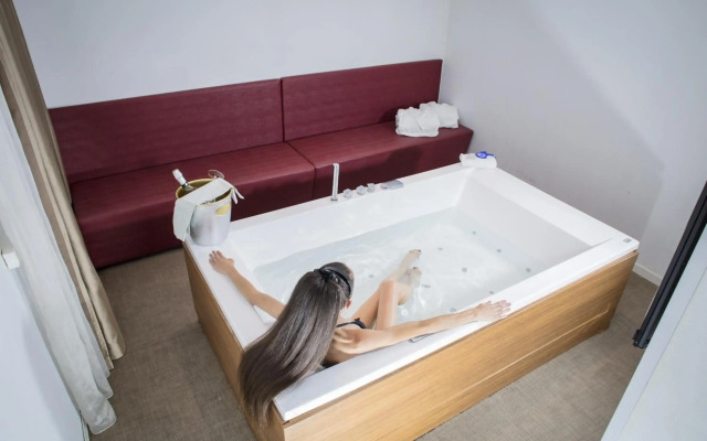 Blue Relais Maggiore