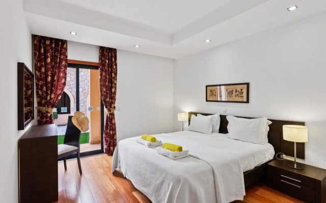 Luxury Holiday 2-bedroom Apartment Praia da Luz