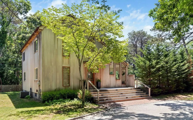 Villa Direen Modern East Hampton Villa