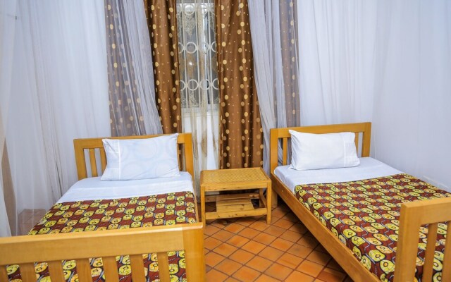 Adonai Guest House - Hostel