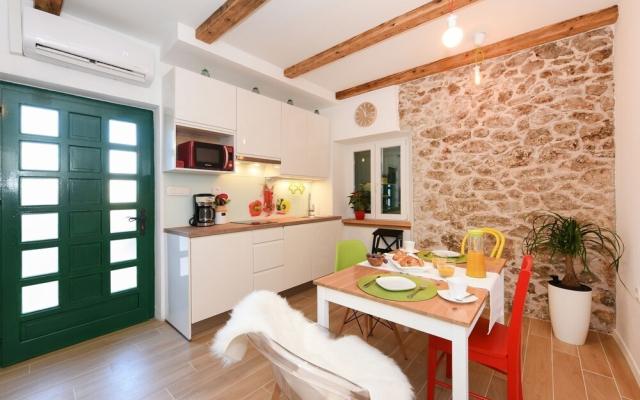Daniela - Sweet House Near Beach - H