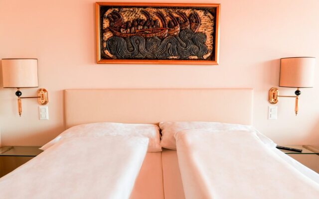 Hillsite Hotel