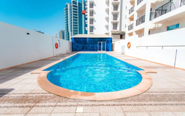 Executive apt near Downtown