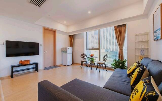 Changjiang Dong Metro Apartment