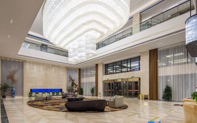 Yibang Peninsula Hotel