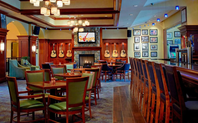 Renaissance Shoals Resort and Spa
