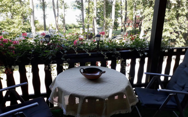 Ferienwohnung direkt am See