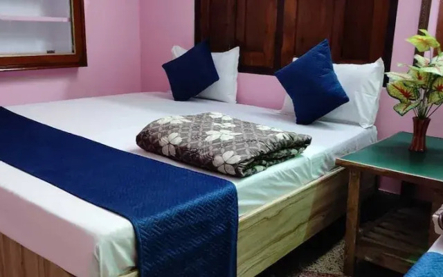Madhavi Homestay