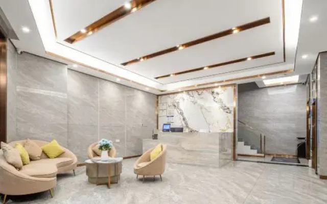 Zhirong Jiayu (Liyueli Shopping Center Store)