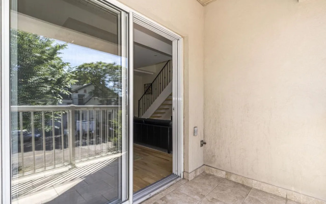 Annex Suites