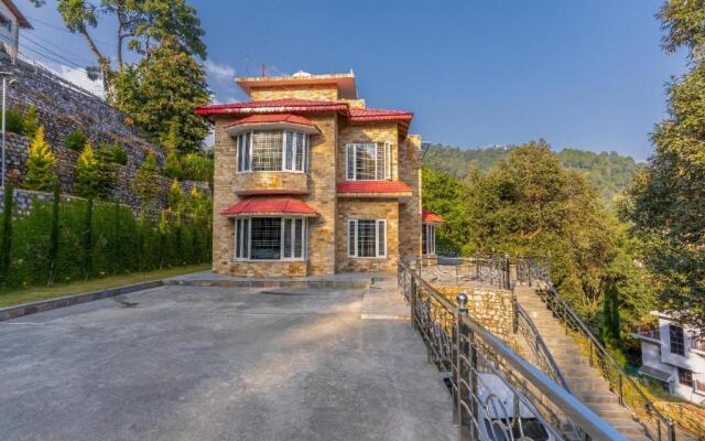 Saffronstays Willow Castle, Bhimtal - Pet-Friendly Home Near Bhimtal Lake