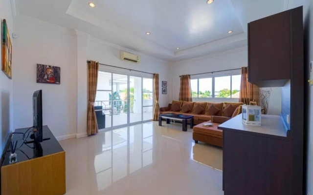 Luxurious 5-Bedroom Private Pool Villa! PV5