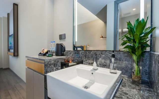 Home Inn Selected (Shanghai New International Expo Center, Guanglan Road Metro Station)