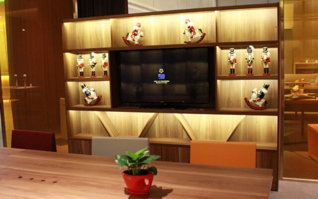 Tianjin U Hotel