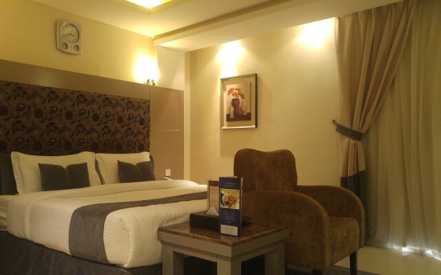 Almuhaidb Al Takhasosi Suites