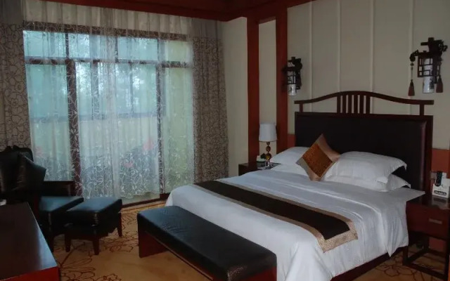 Golden Sun Resort