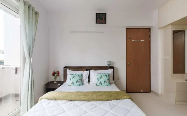 Luxury 4BHK in E-City with 40 Amenities