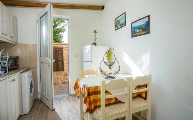 Errik Luxury House