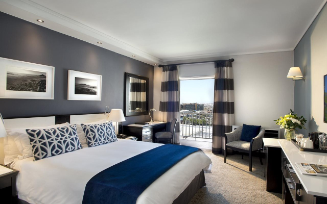 The Commodore Hotel