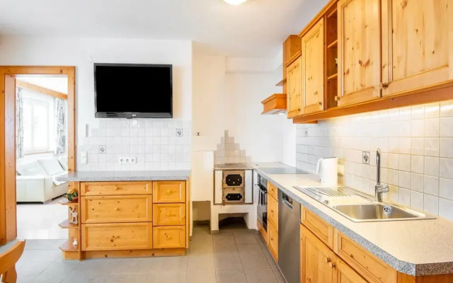 Large Holiday Apartment With Large Balcony in Kappl