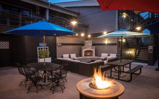 Timberline Condominium Studio Deluxe Unit 217