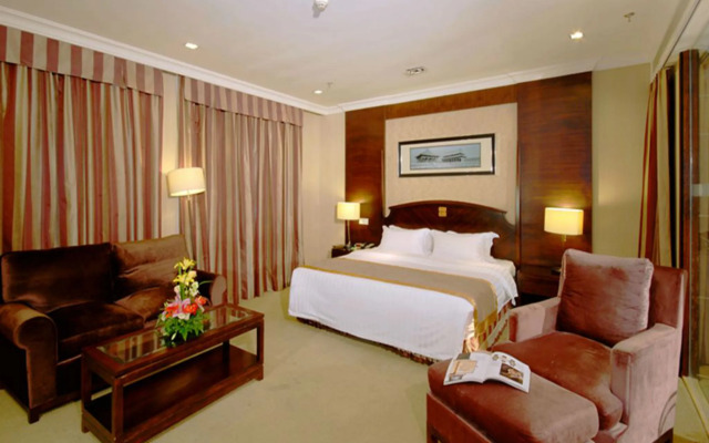 Отель Beijing Jinlong Hotspring