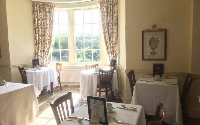 Dinham Hall & Elliotts Bistro