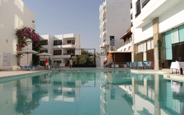Marlin Inn Azur Resort