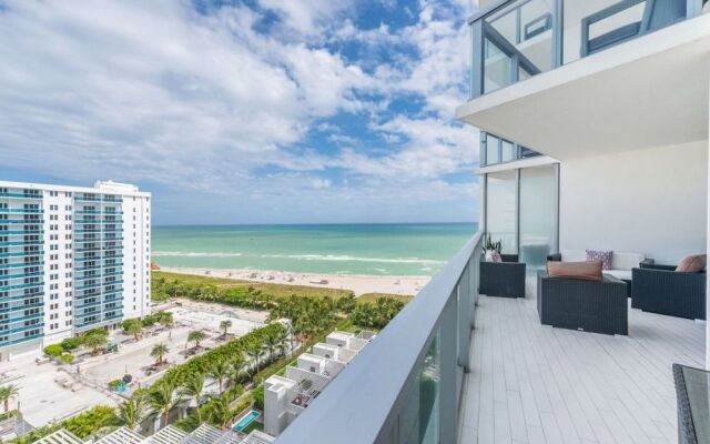 Collins Avenue Condo #90419