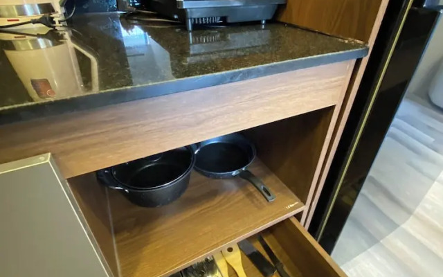 Zeus Living - 7C Downtown By Feet