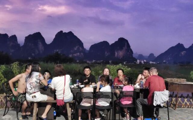 Yingxi Peak Forest Corridor Xingxiwei Homestay
