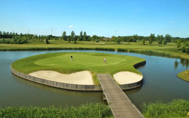 Pleasant Villa in Harderwijk with Fenced Garden and Jetty