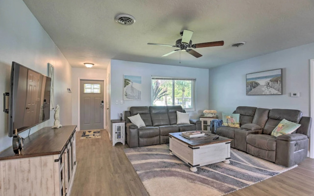 Waterfront Nokomis Escape w/ Dock, Kayaks & Bikes!