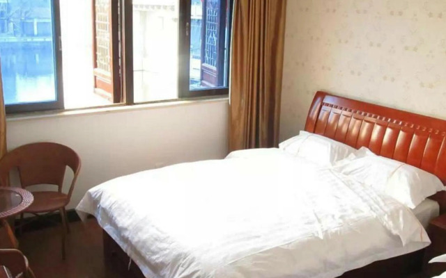 Kunshan Zhouzhuang Yijian Hostel