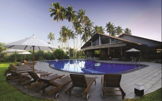 Kamili Beach Hotel