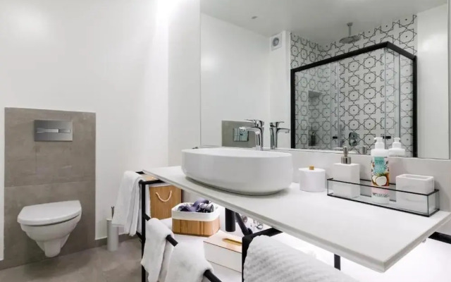 Luxury A by OTOTO