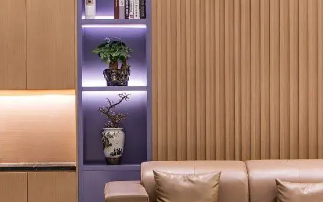 Unitour Hotel (Yulin Wanhua)
