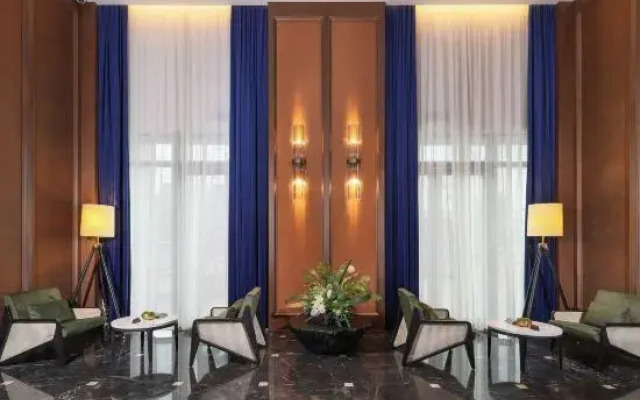 Leshan City Central District Fengdu Hotel