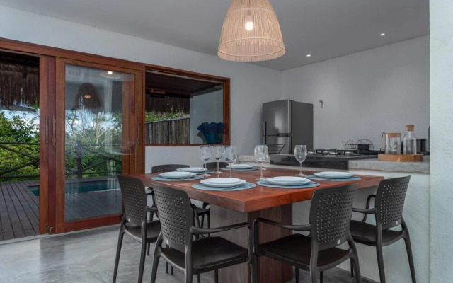 Linda Casa nos Altos da Praia do Marceneiro