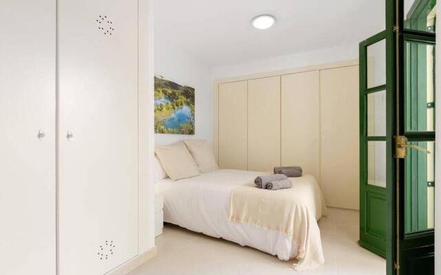 Casita En Pedregalejo Con Terraza 19B