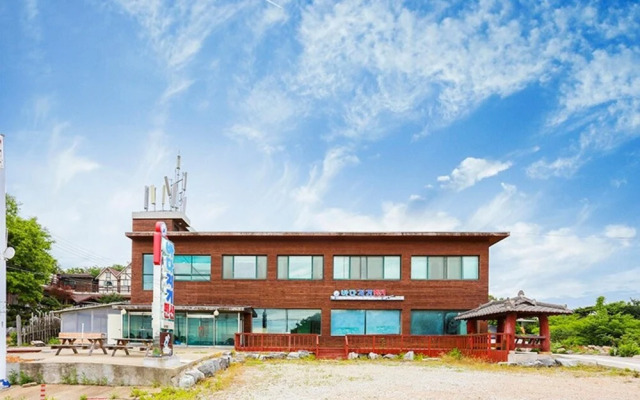 Daebudo (Yeongheungdo) Badajigi Pension