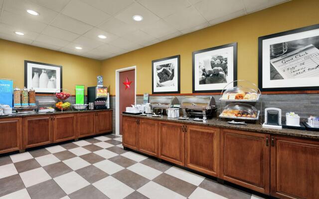 Hampton Inn & Suites Dallas-Mesquite