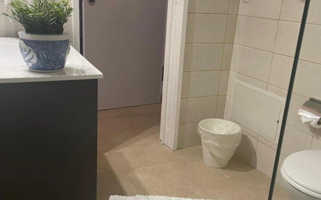 Bayview Apartment 213