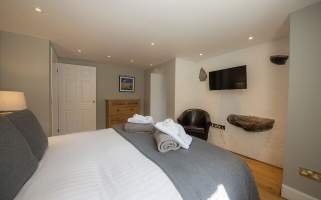 Taymouth Marina - Port Bane