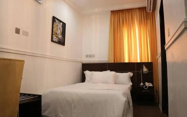 Greenland Suites