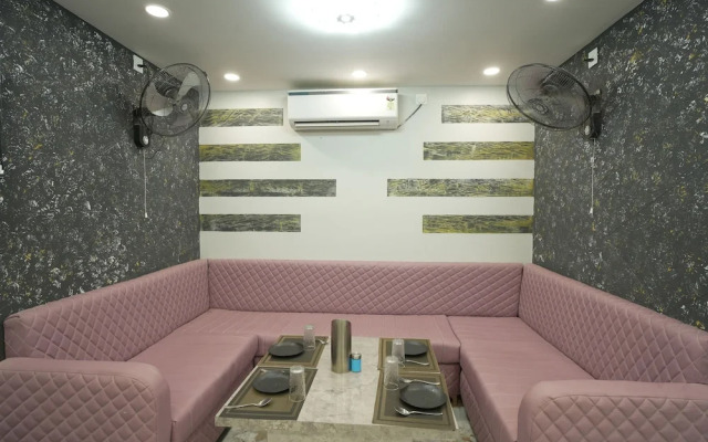 Hotel Kasturi Palace