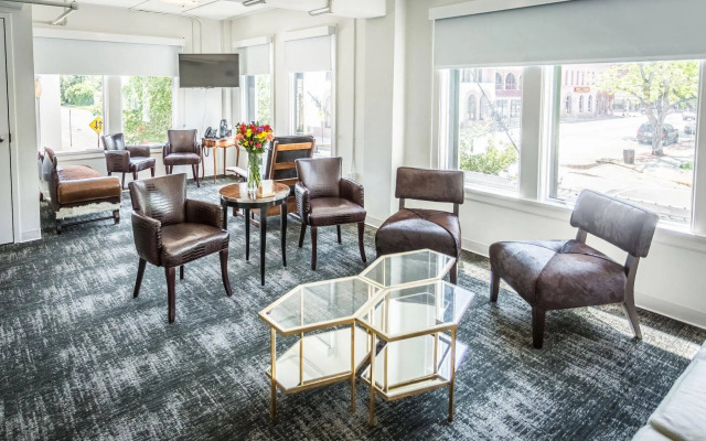 Park Plaza Hotel Seguin