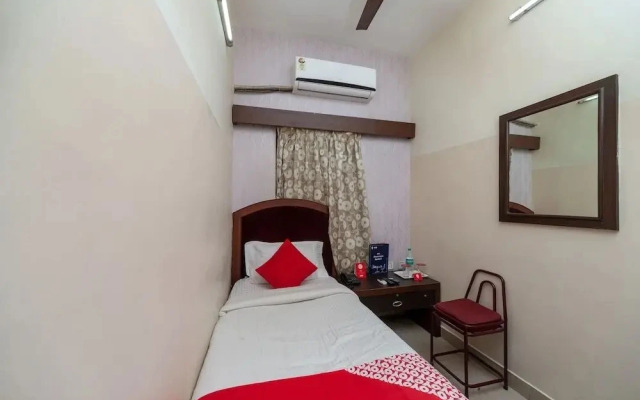 Rajeswari Tower by OYO Rooms